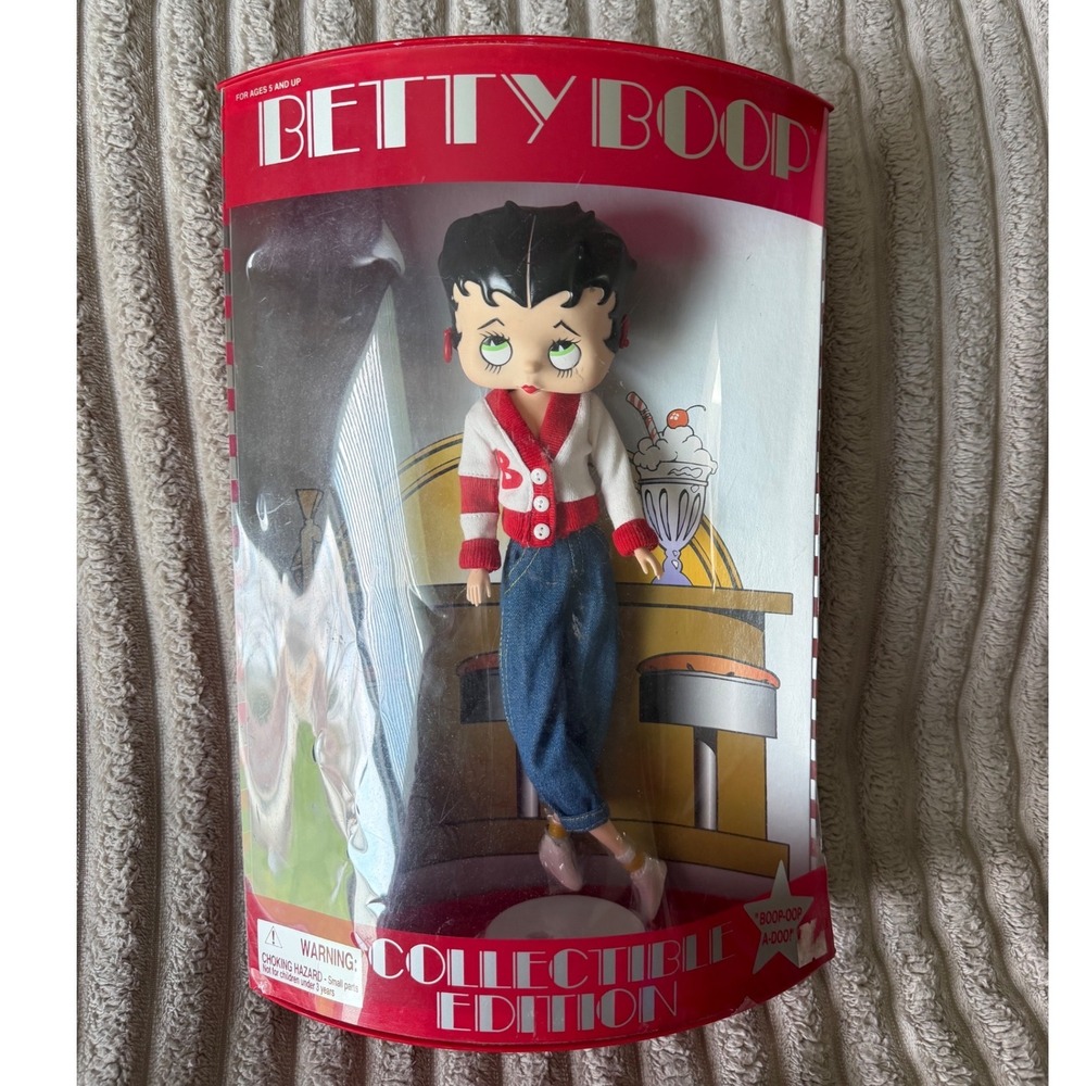 Betty Boop Collectible Edition Doll Precious Kids Diner Outfit 31102 New in Box